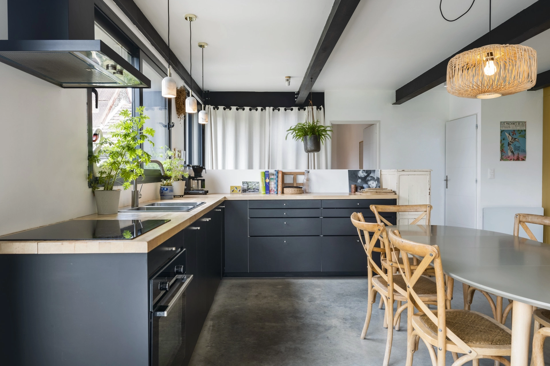 Architecture and interior design photography by Florian Fortier, architectural photographer based in Paris, France