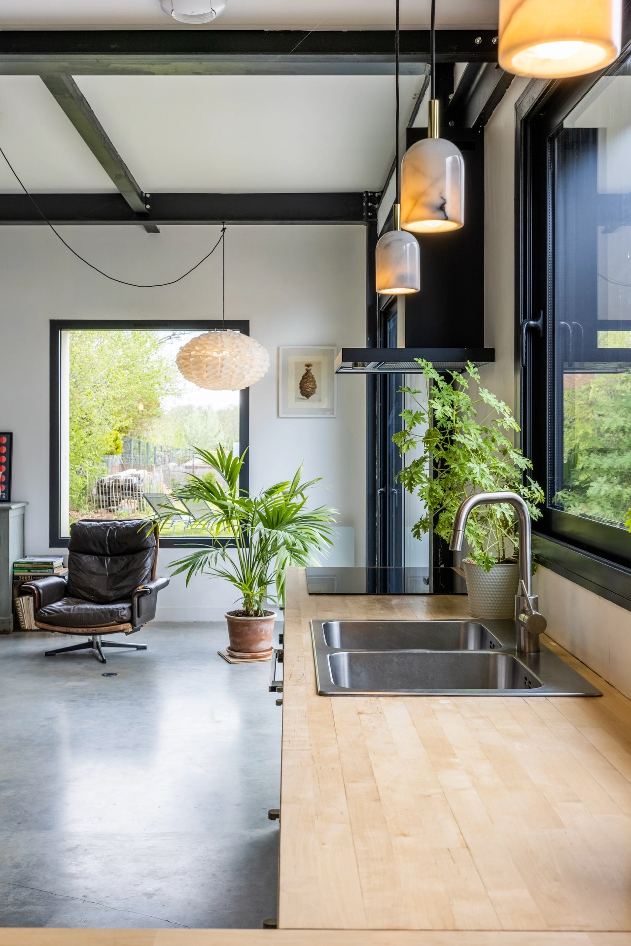 Architecture and interior design photography by Florian Fortier, architectural photographer based in Paris, France