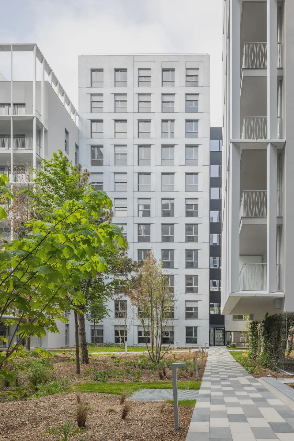 Photographie d'architecture et décoration intérieure réalisée par Florian Fortier, photographe à Paris et en Île-de-France