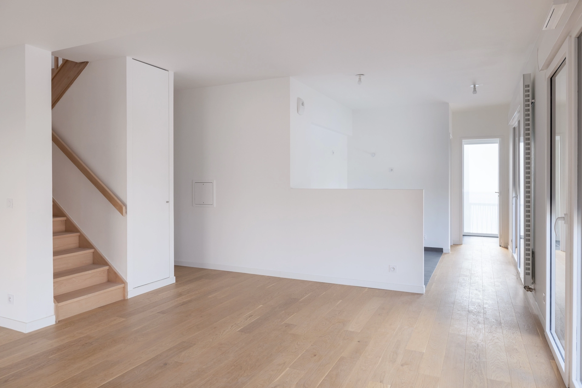 Architecture and interior design photography by Florian Fortier, architectural photographer based in Paris, France