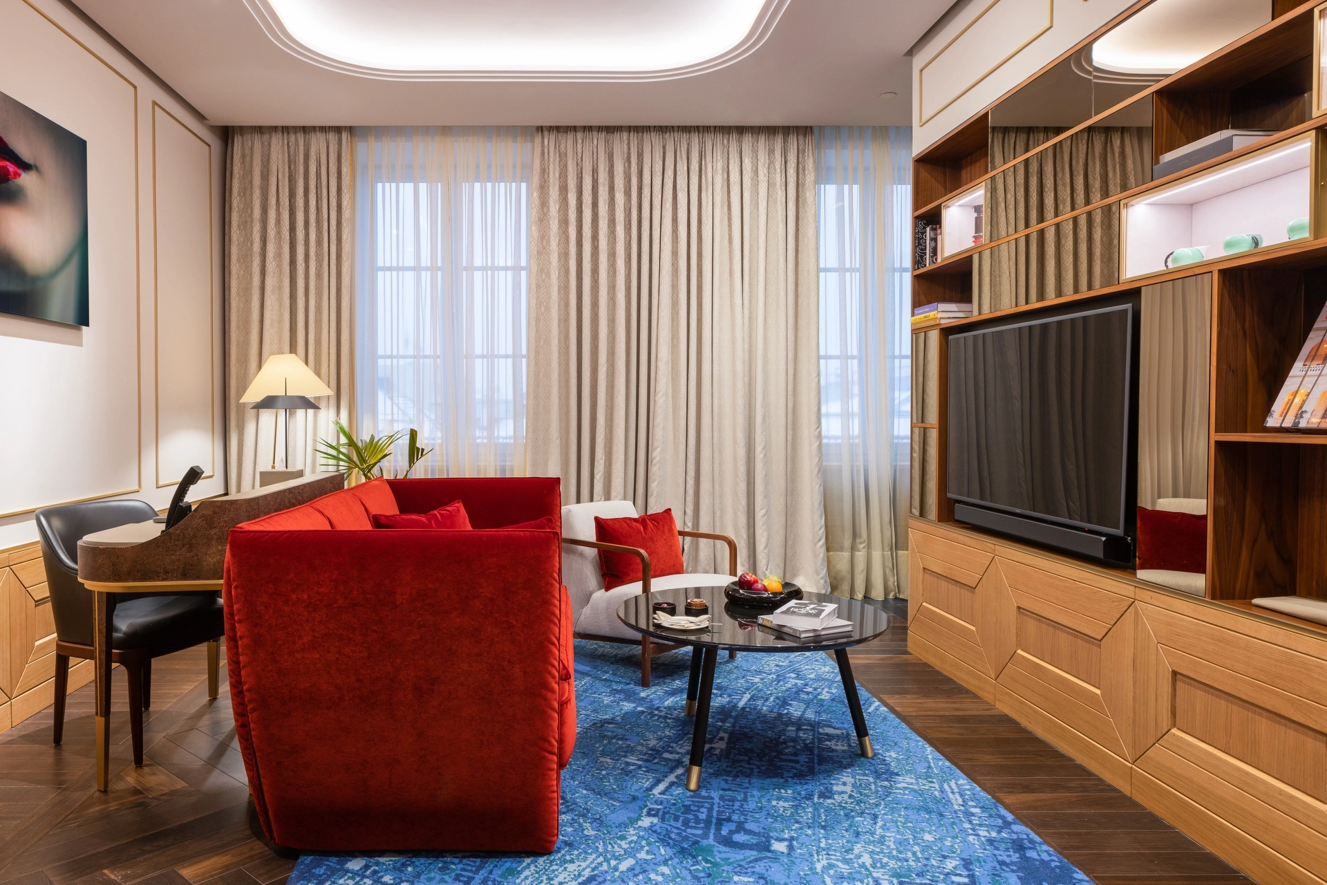 Photo report of interior architecture and luxury decoration