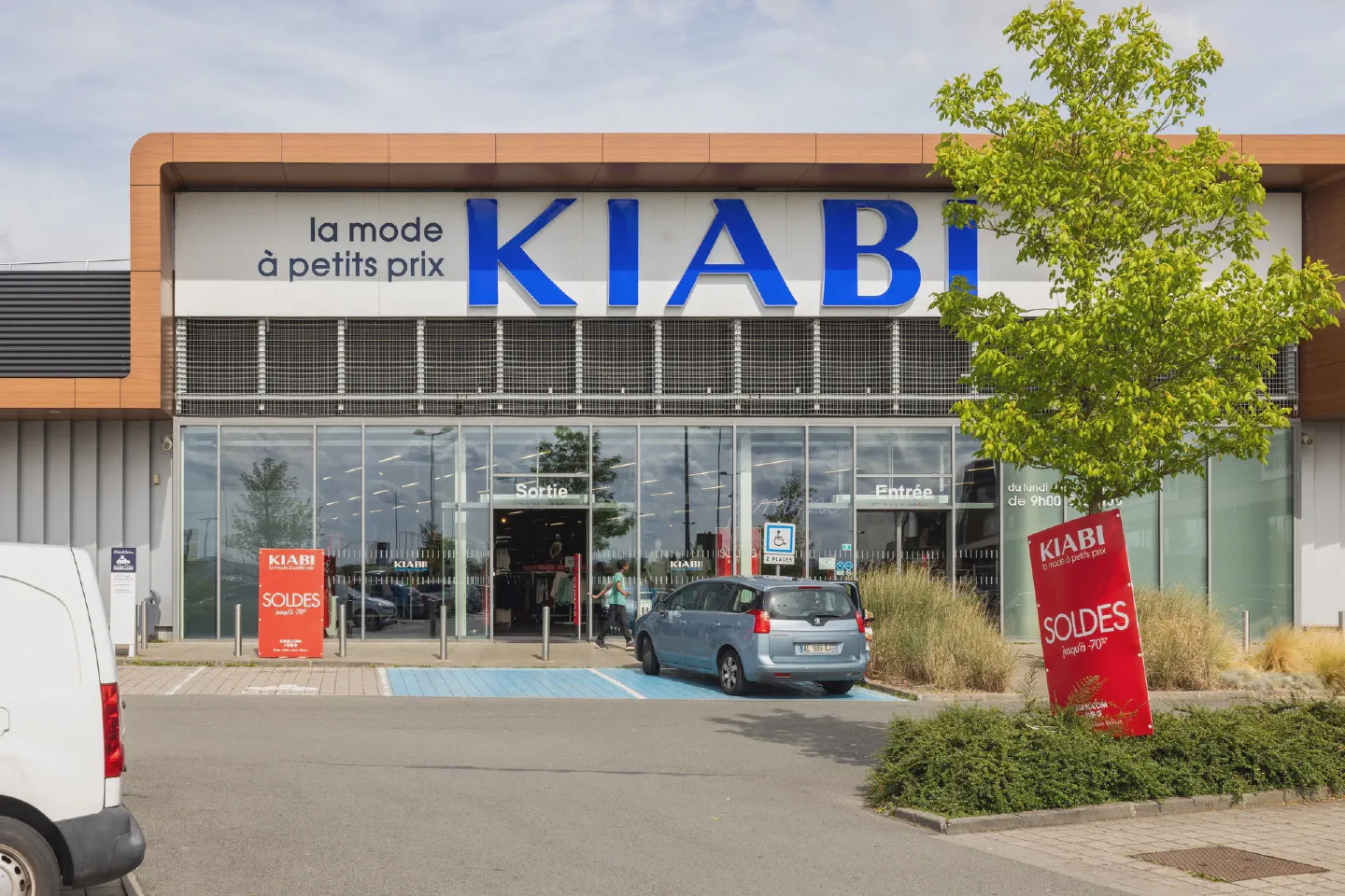 Photographie retail et immobilier d'entreprise réalisée par Florian Fortier, photographe retail et boutique à Paris et en Île-de-France