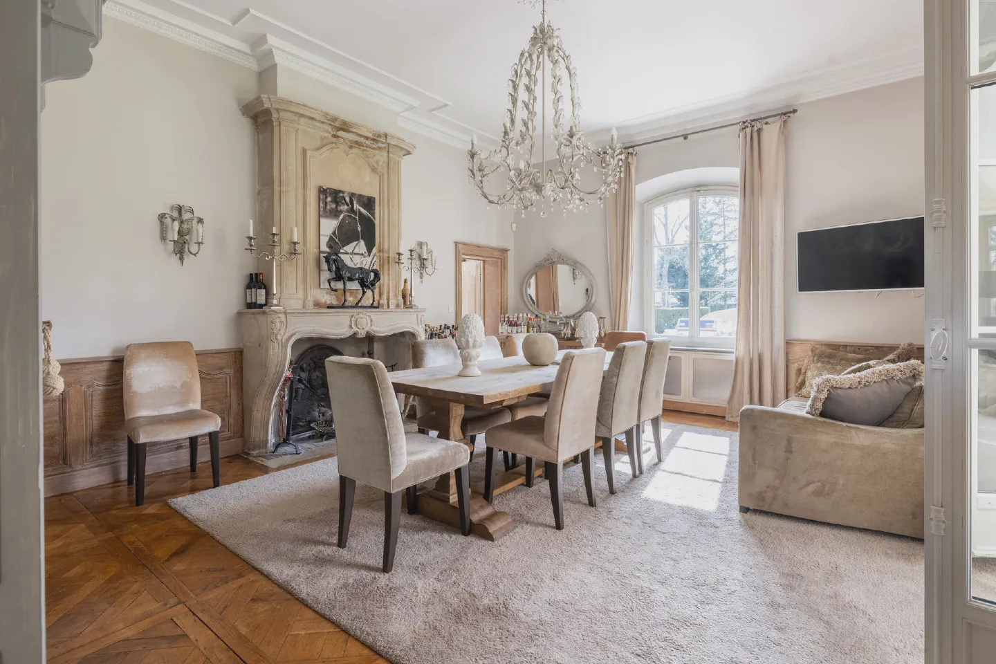 Photographie immobilière résidentielle et touristique réalisée par Florian Fortier, photographe immobilier à Paris et en Île-de-France