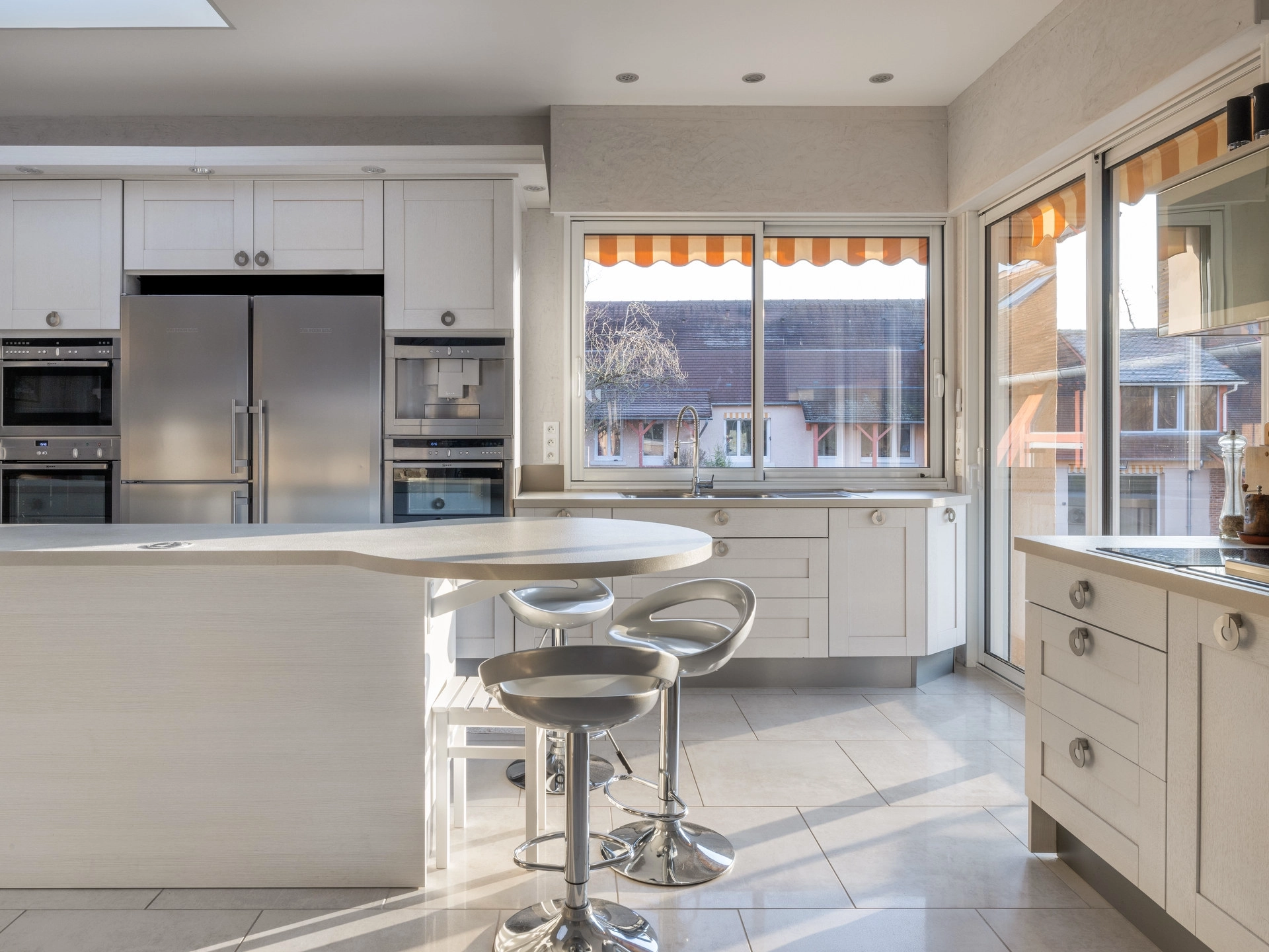 Residential and hospitality real estate photography by Florian Fortier, property photographer based in Paris, France