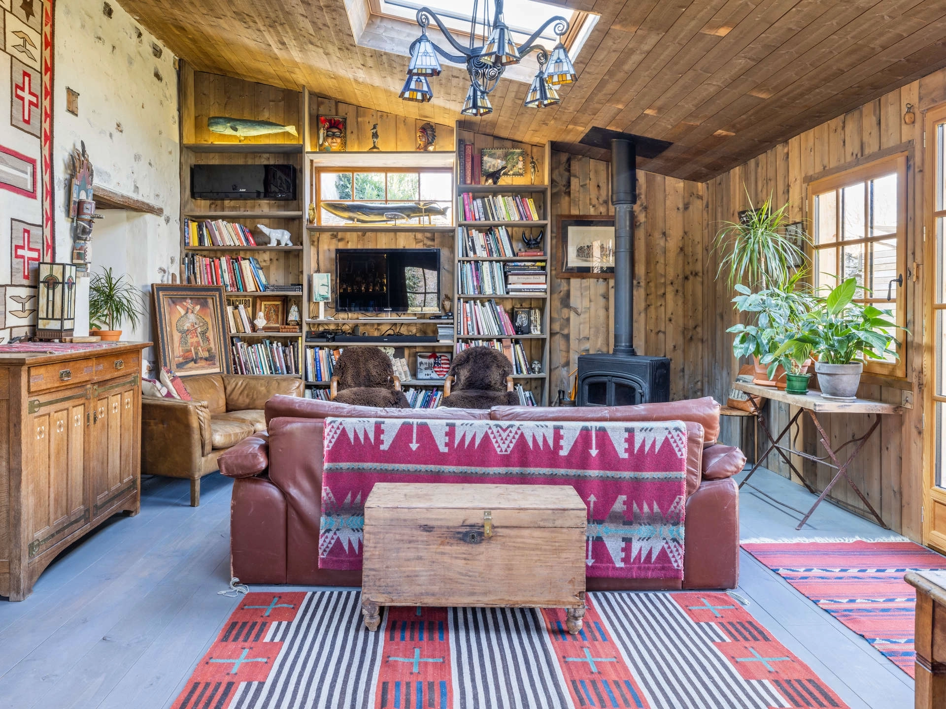 Residential and hospitality real estate photography by Florian Fortier, property photographer based in Paris, France