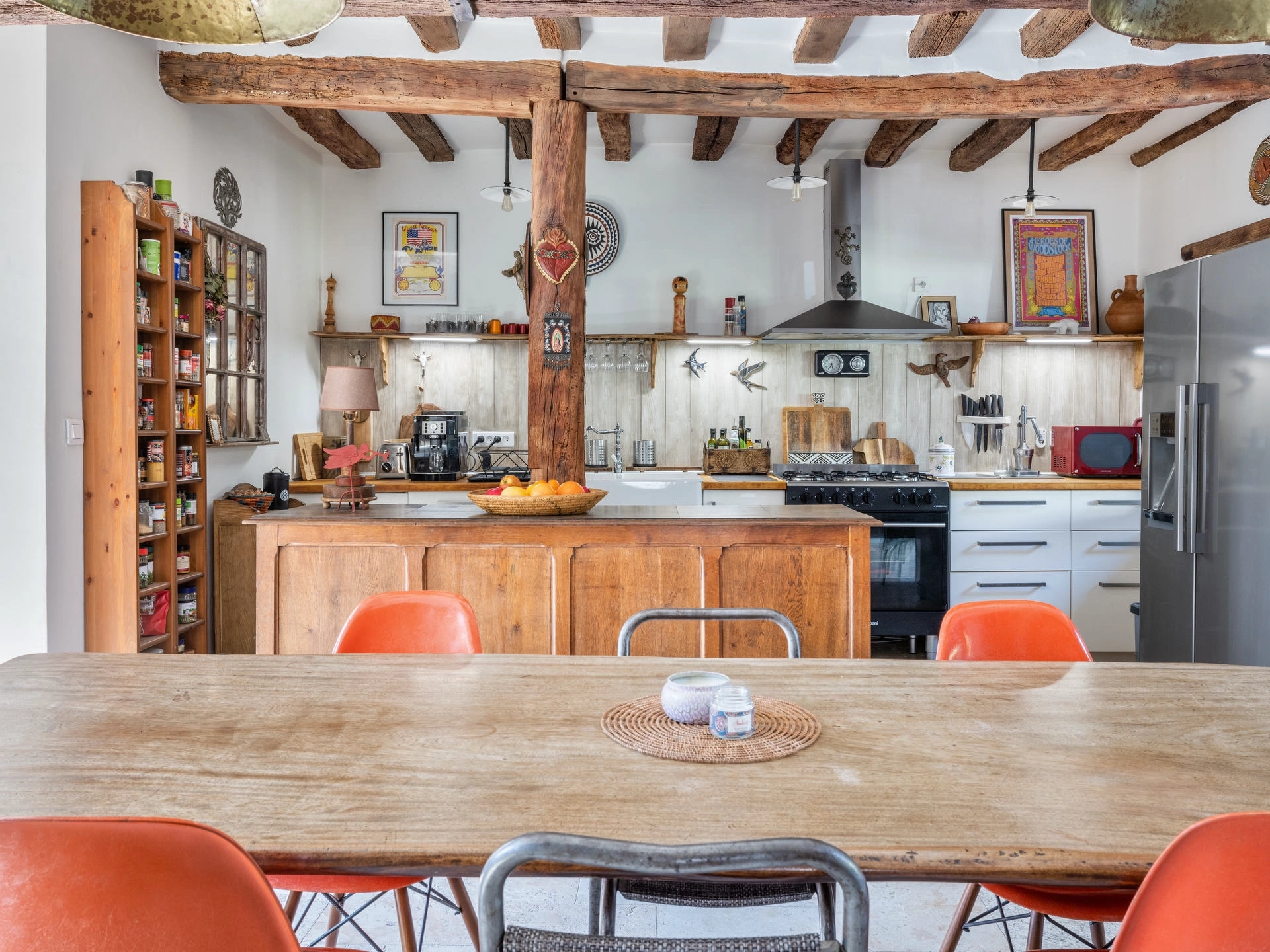 Residential and hospitality real estate photography by Florian Fortier, property photographer based in Paris, France
