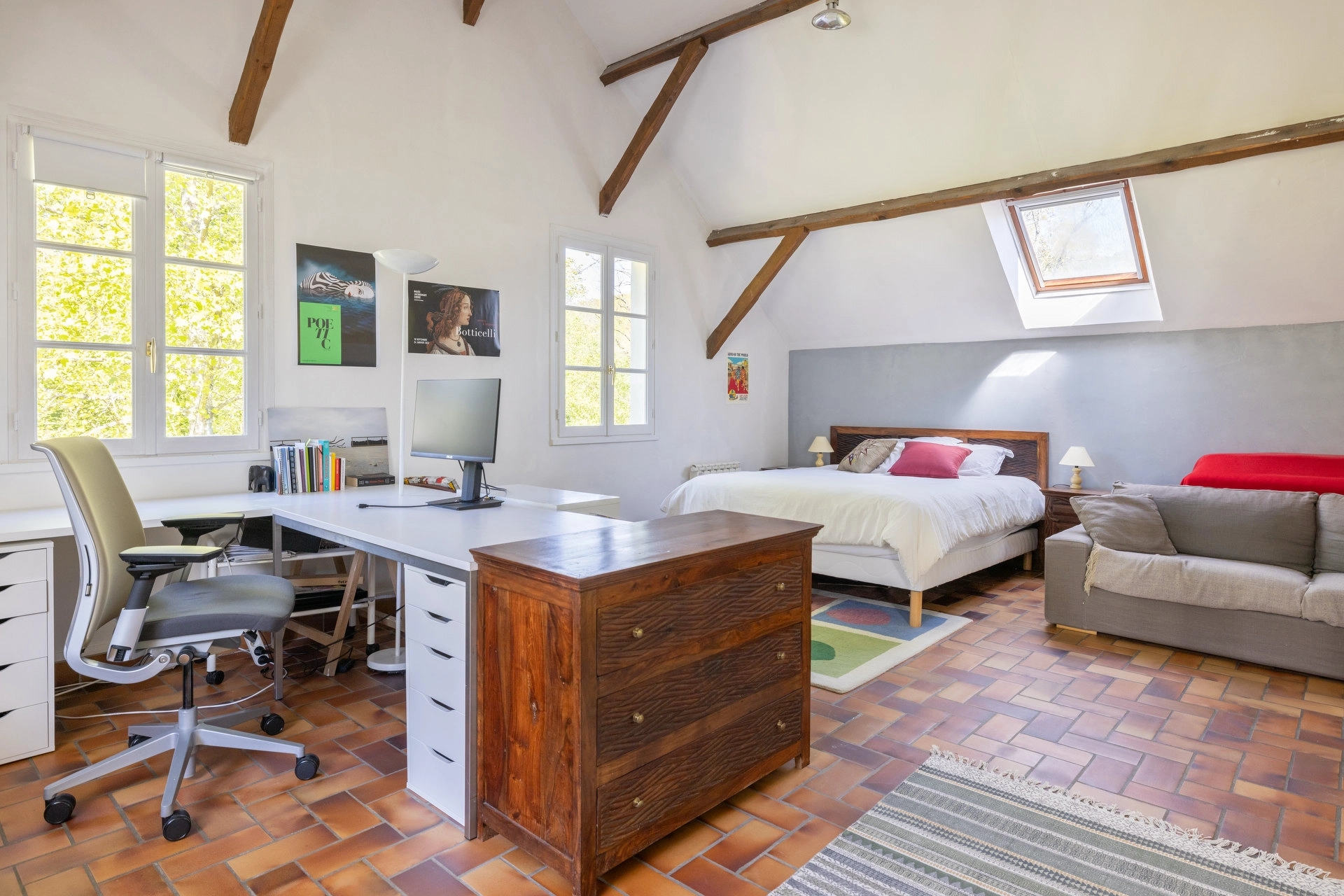 Residential and hospitality real estate photography by Florian Fortier, property photographer based in Paris, France