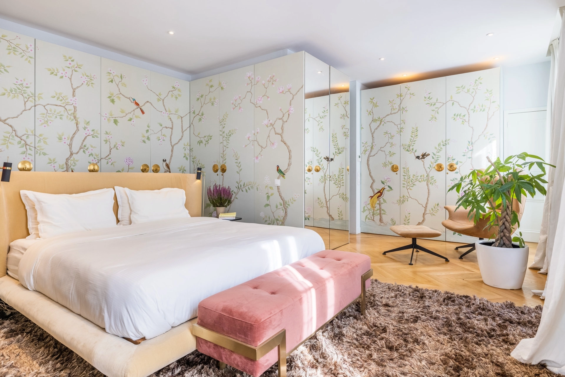Residential and hospitality real estate photography by Florian Fortier, property photographer based in Paris, France