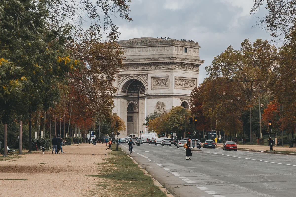 Photographie de paysage urbain : architecture et rues de Paris