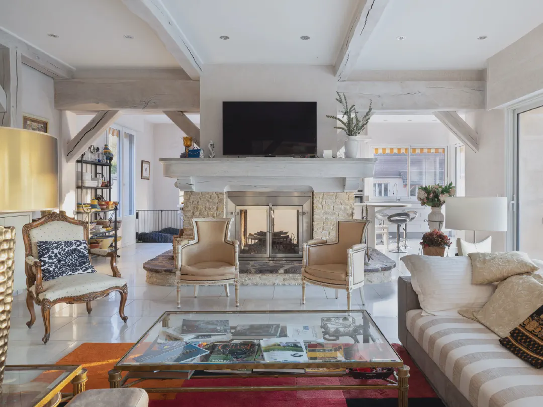 Immobilier neuf vs ancien : quelles différences en photographie ?