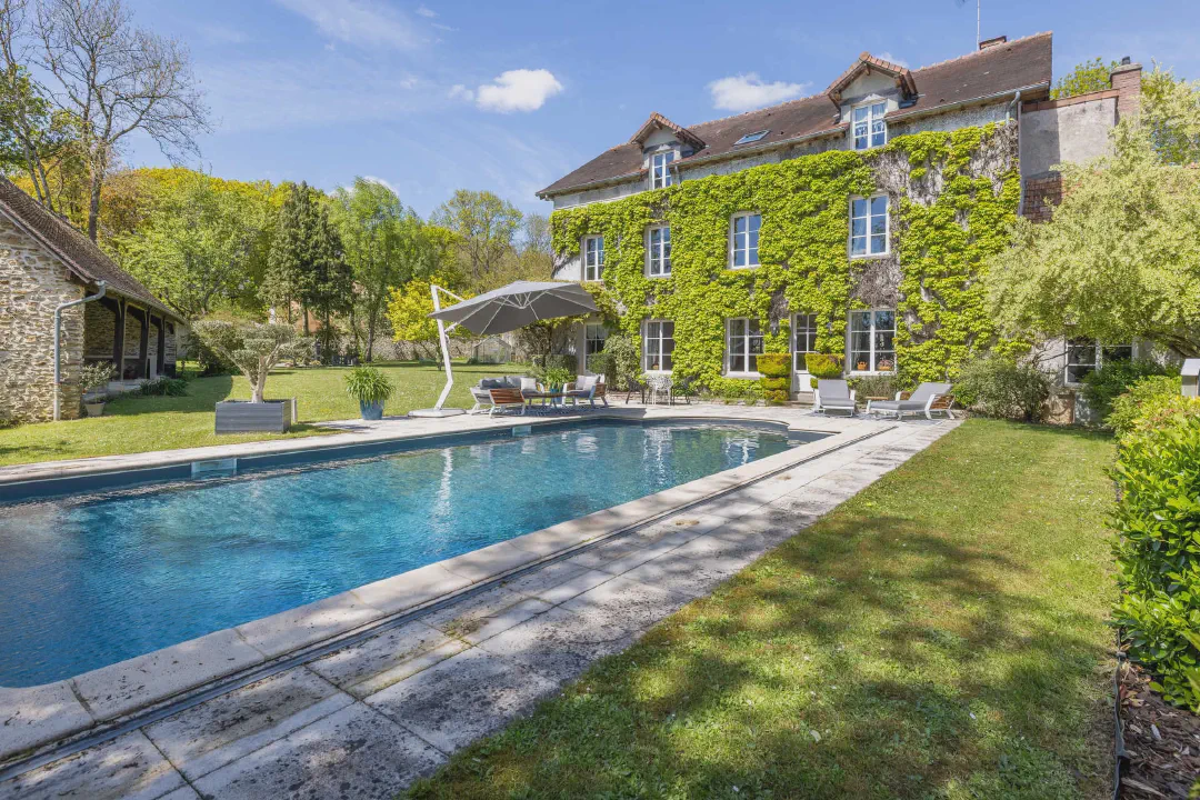 Photographie immobilière de prestige : valoriser l’espace et la lumière