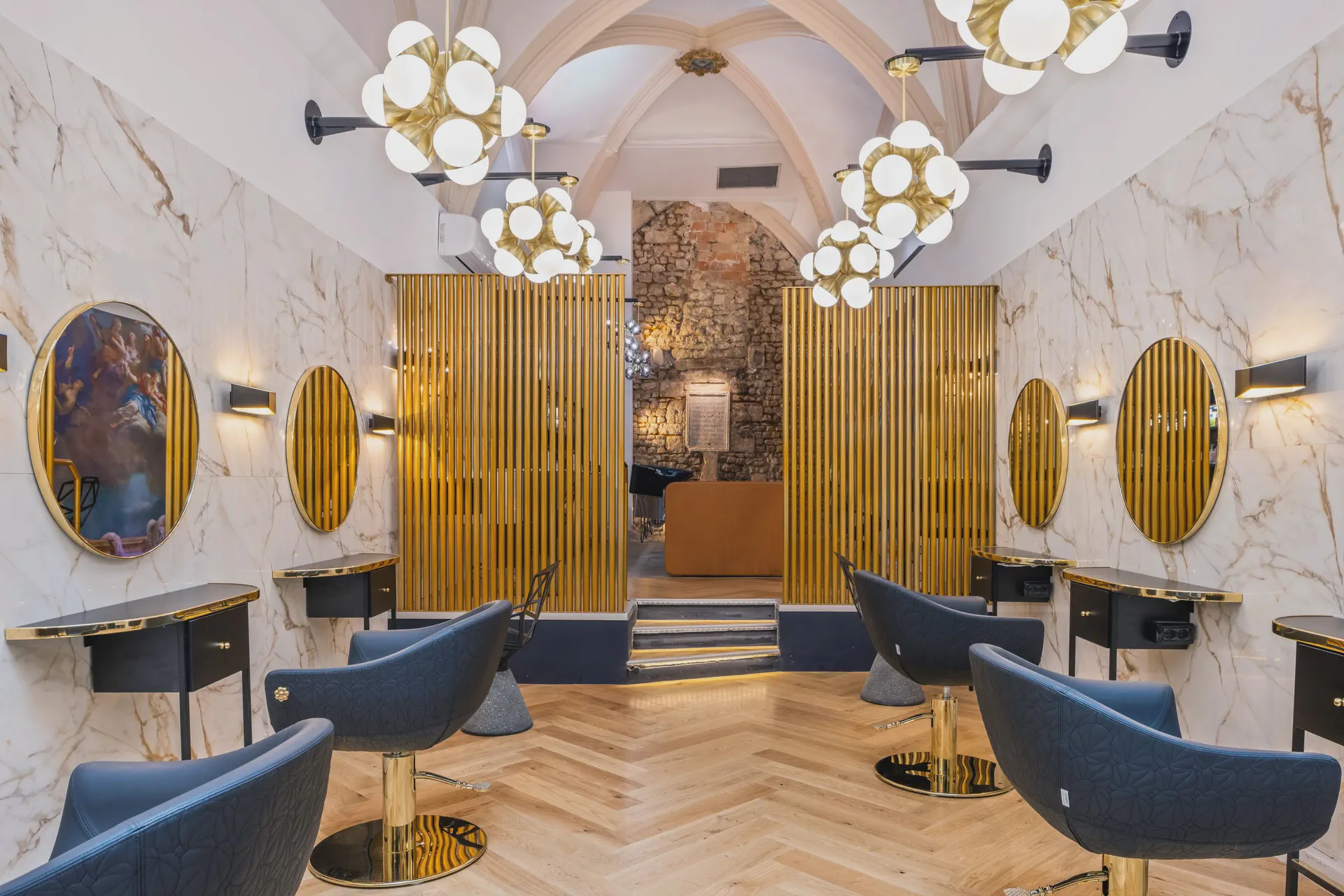 Photographier un salon de coiffure : valoriser l’expérience client, la décoration et l’identité du lieu