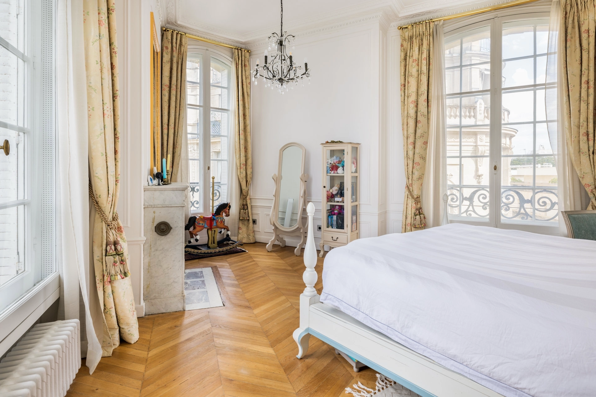 Préparer un shooting immobilier : La checklist complète pour valoriser votre intérieur