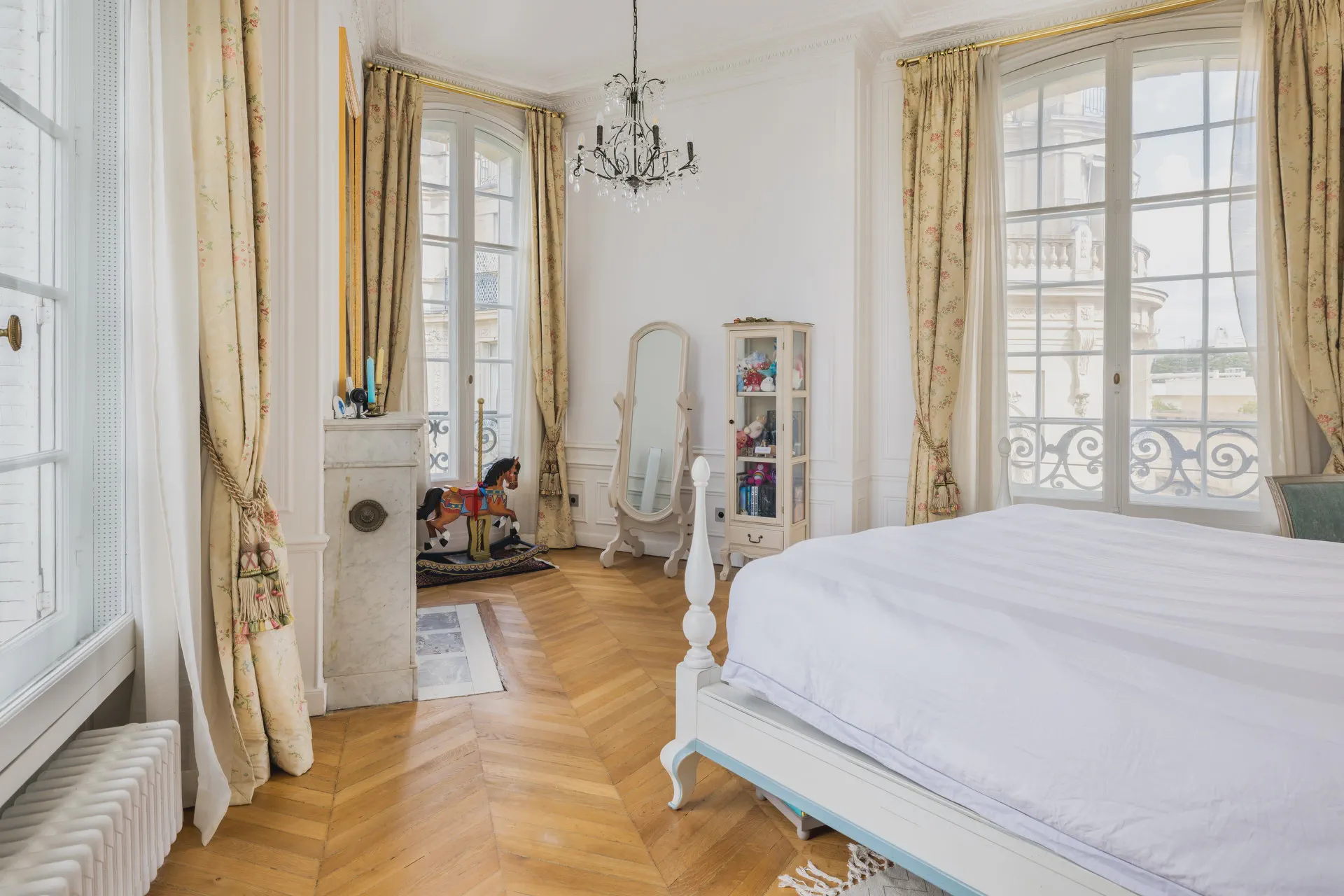 Préparer un shooting immobilier : La checklist complète pour valoriser votre intérieur
