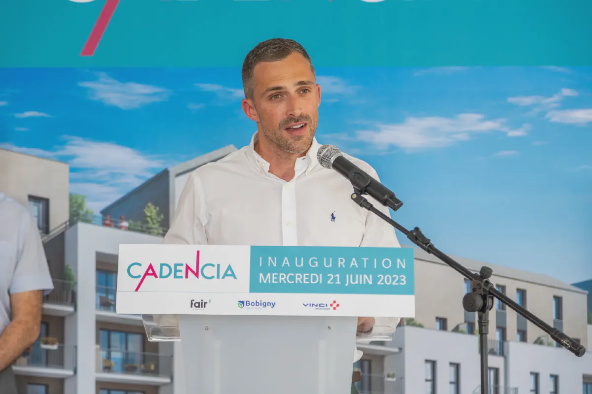Reportage photo événementiel : cérémonie de coupure de ruban immobilier
